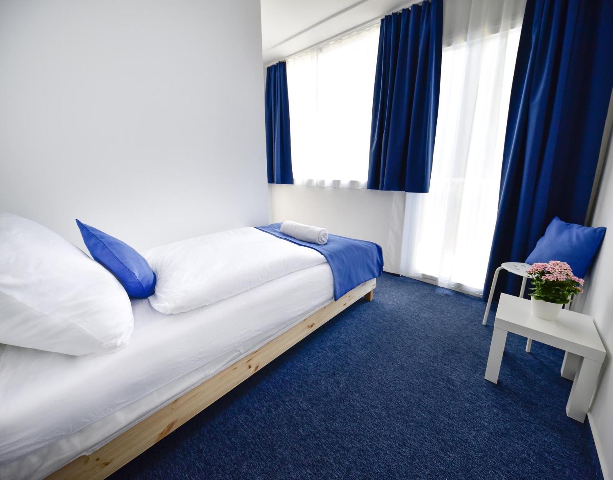Zama Hotel Zamárdi Εξωτερικό φωτογραφία