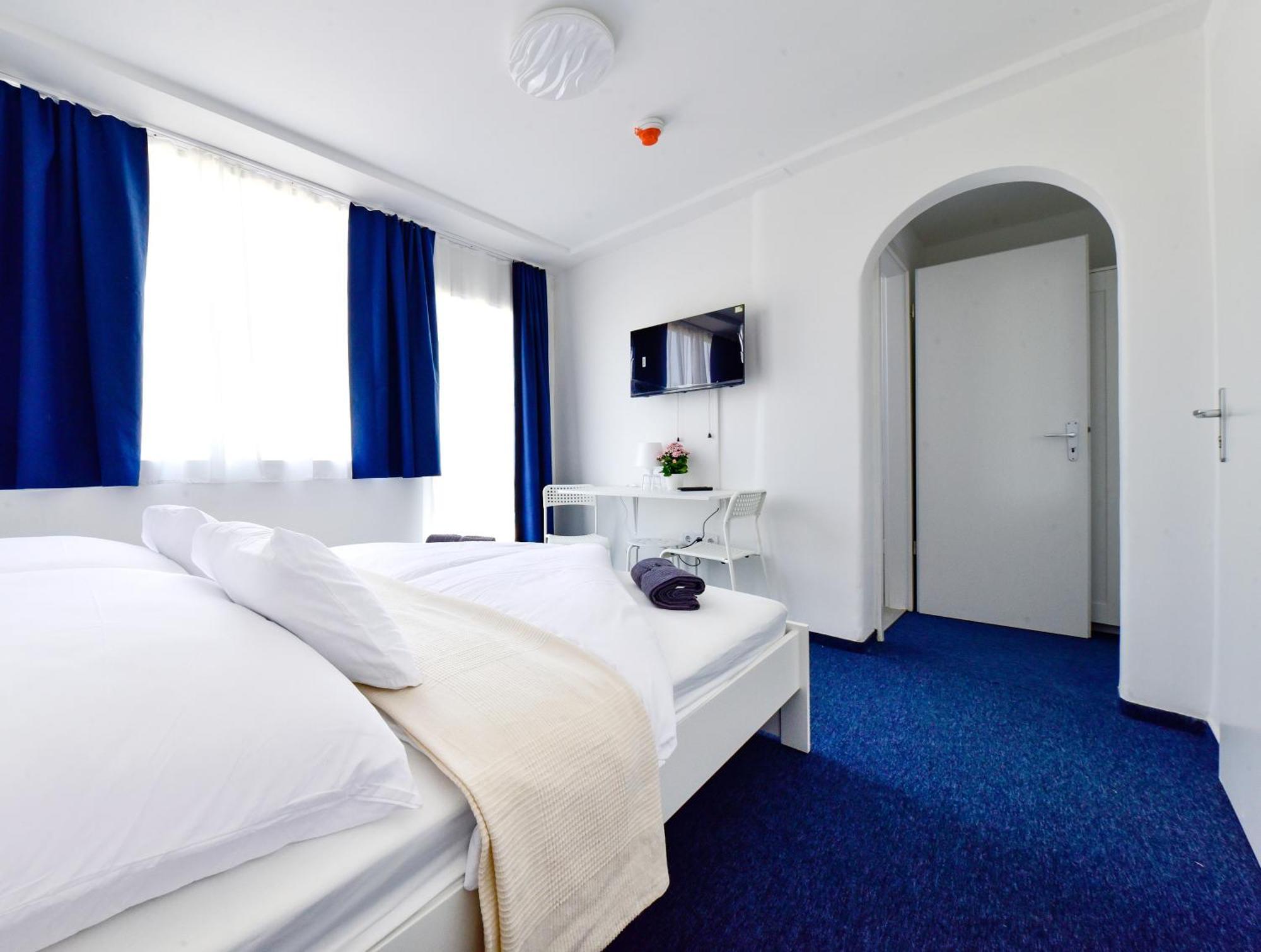 Zama Hotel Zamárdi Εξωτερικό φωτογραφία