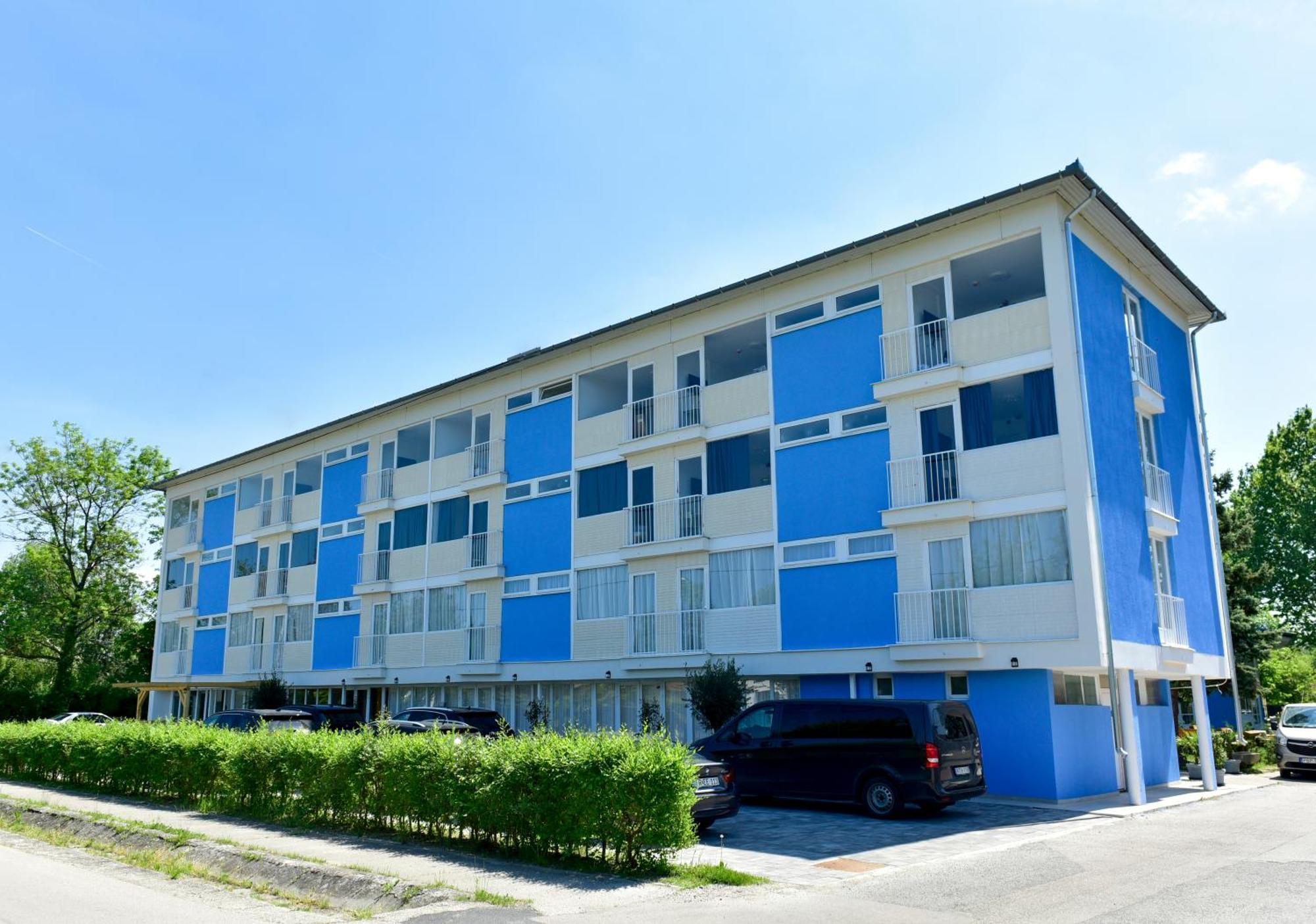 Zama Hotel Zamárdi Εξωτερικό φωτογραφία