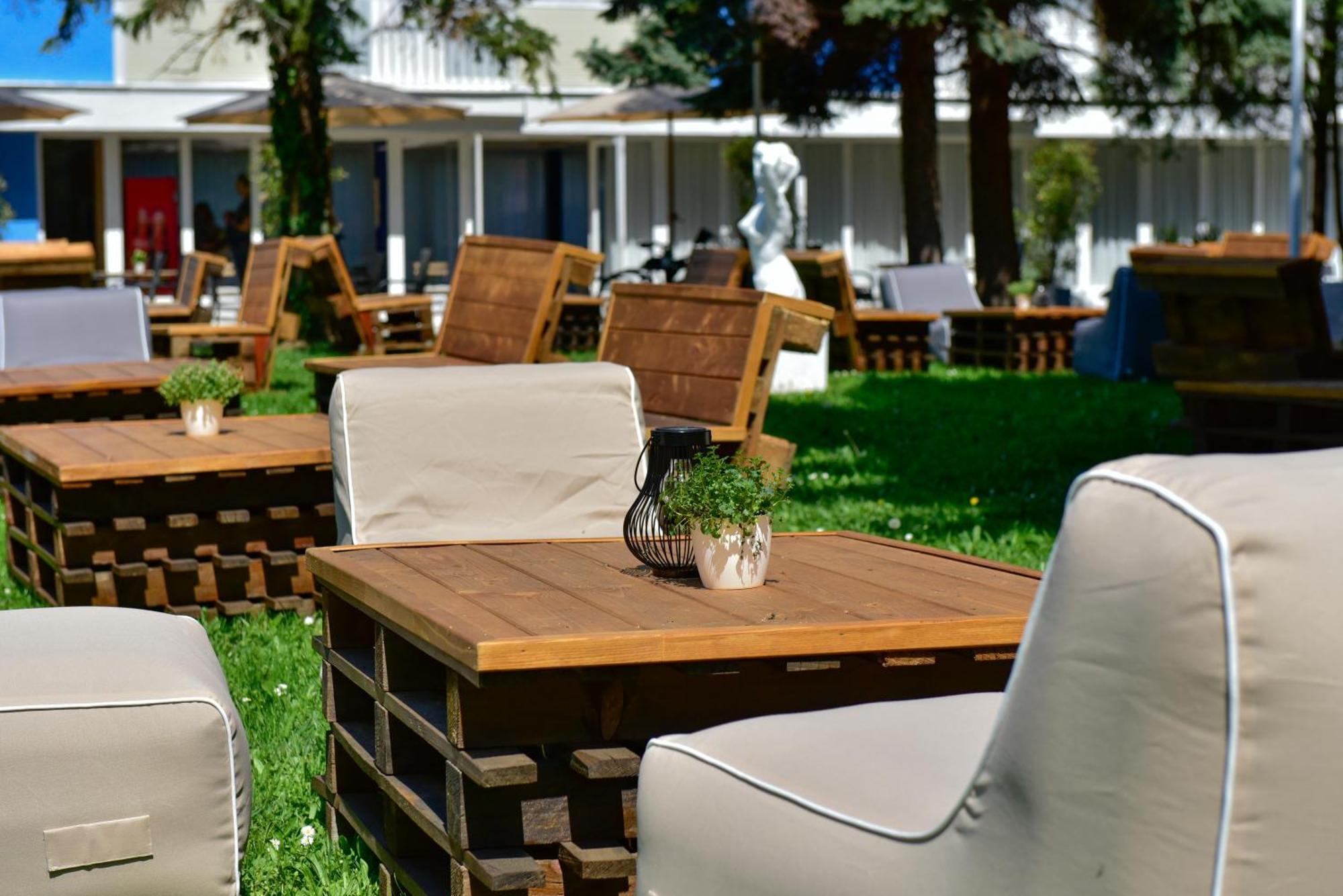 Zama Hotel Zamárdi Εξωτερικό φωτογραφία
